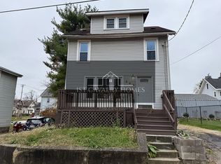 846 Lee Dr, Akron, OH 44305