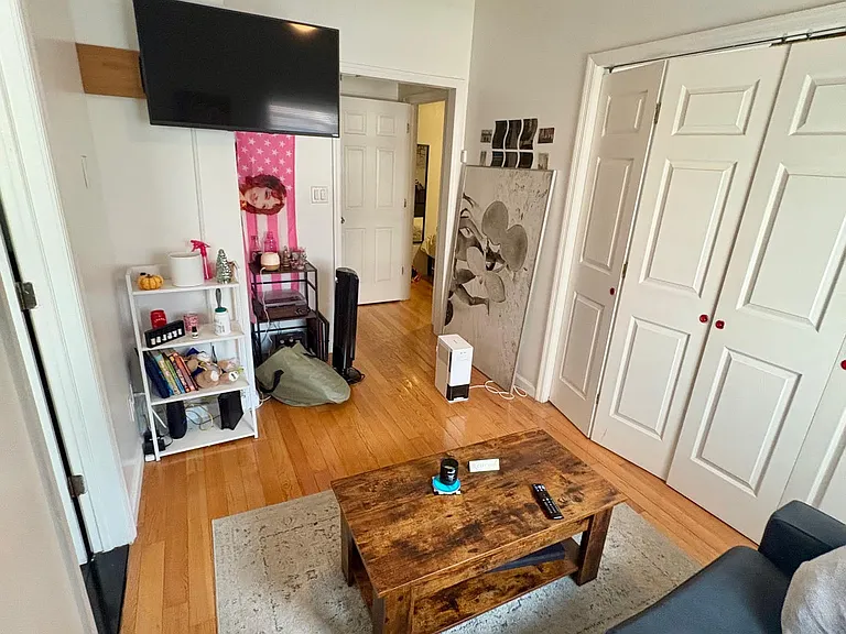 216 E 36th St #7F — Photo 2