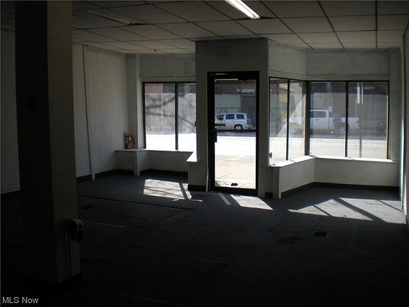 4th image of 6107 Saint Clair Ave