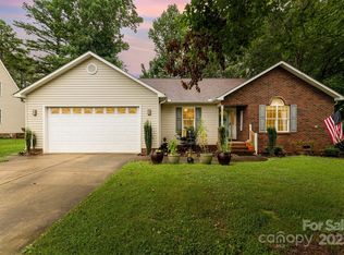 505 Hunters Way, Lexington, NC 27292