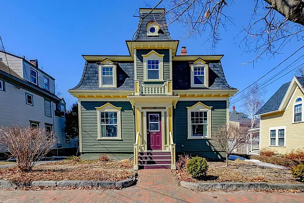 28 Clifton St