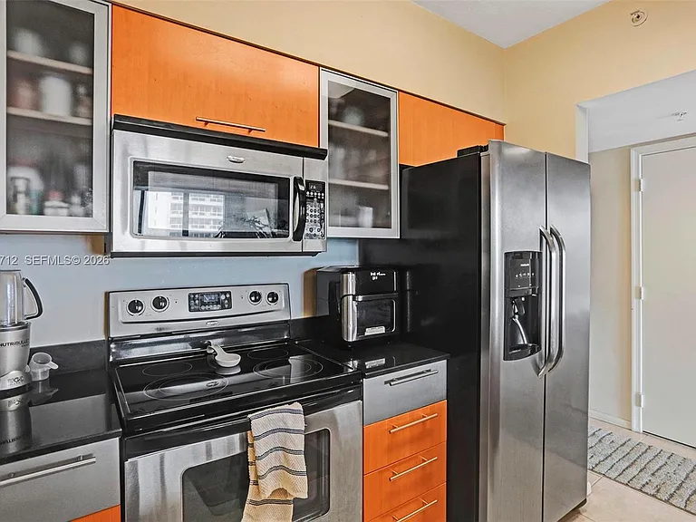 1750 N Bayshore Dr #2206 — Photo 17