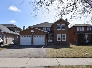 4366 Trailmaster Dr, Mississauga, ON L5V 1E4