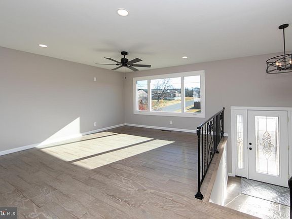 5th image of 143 Fairmount Ave