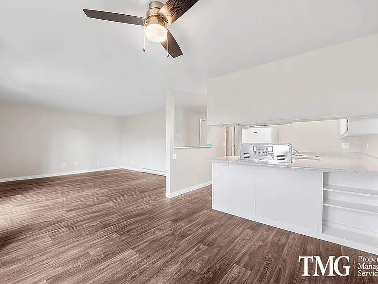 Kings Meadow Apartments — Photo 27