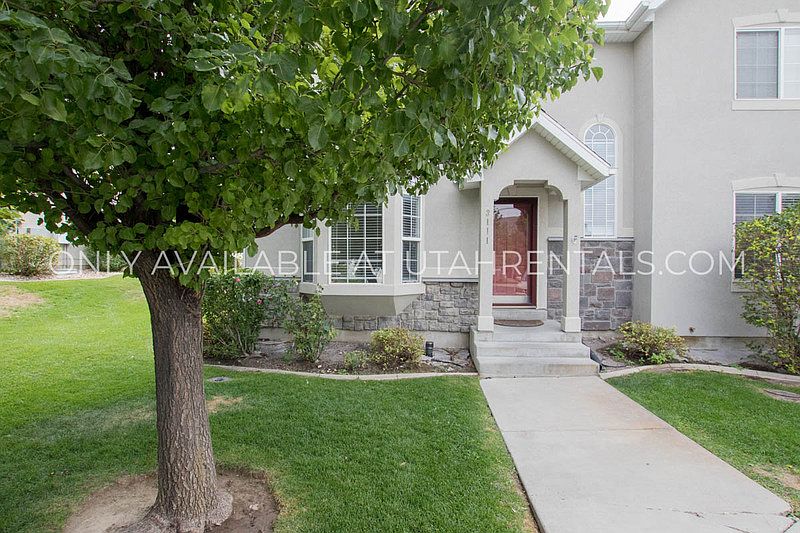 1st image of 3111 W Davencourt Loop