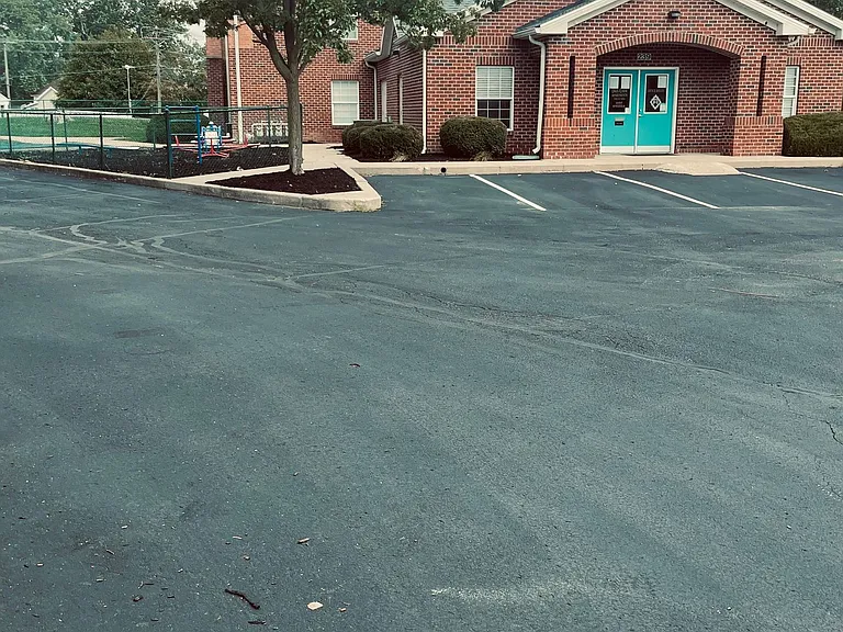 Duck Creek Apartments — Photo 8