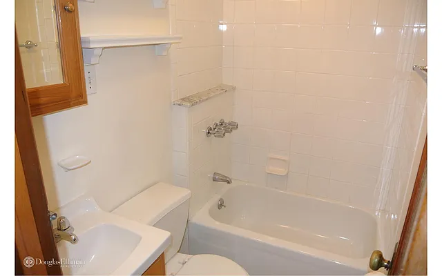 Rented by Douglas Elliman | media 14