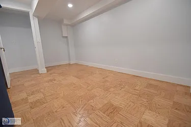 Rented by Mossanen Group