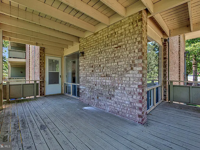 7170 Donnell Pl #C1 — Photo 28