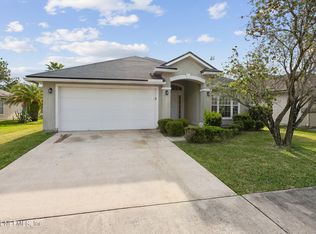6467 Blue Leaf Ln, Jacksonville, FL 32219