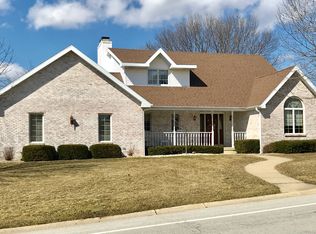 430 N Thames Ct, Bourbonnais, IL
