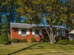 6911 Ruskin St, Springfield, VA 22150