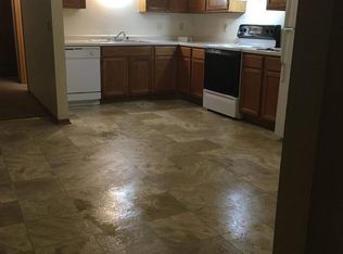 1961 Manitowoc Rd APT 38, Green Bay, WI 54302