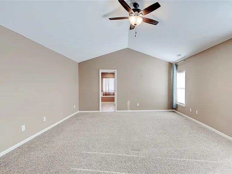 9972 Parkshore Dr — Photo 33