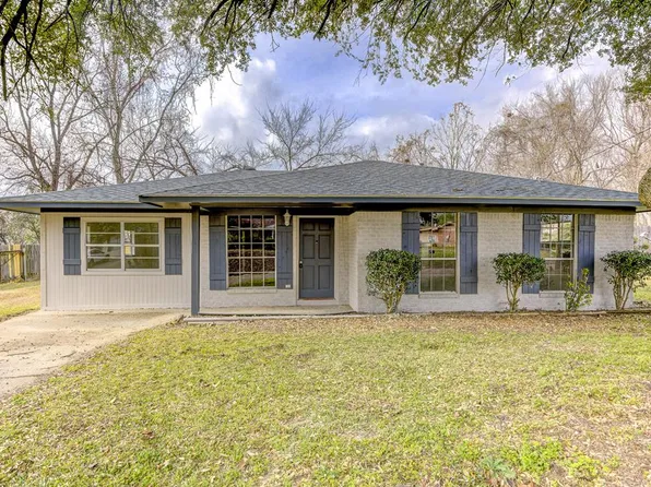 213 Alfa Dr, Vicksburg, MS 39180