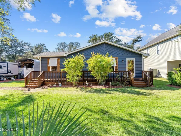 211 NE 55th Street, Oak Island, NC 28465
