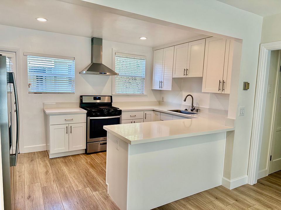 New Open Floorplan kitchen with recessed lighting