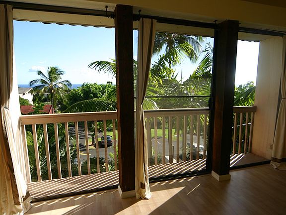 Jungle, Country, Mountain and Ocean Views