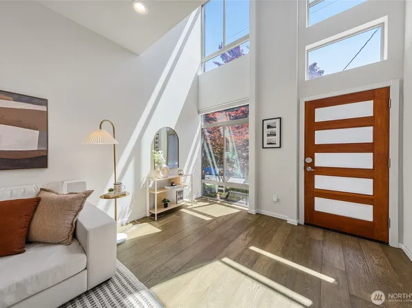 2224 NW 62nd Street Unit C, Seattle, WA 98107