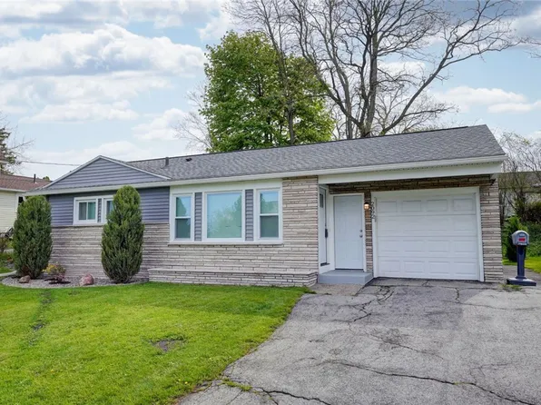 2092 N Goodman St, Rochester, NY 14609