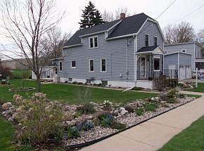 1st image of 437 Dayton St