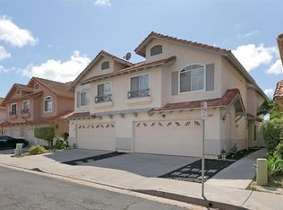 1742 Promenade Cir, Vista, CA 92083