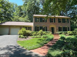 10101 Alsace Ct, Great Falls, VA 22066
