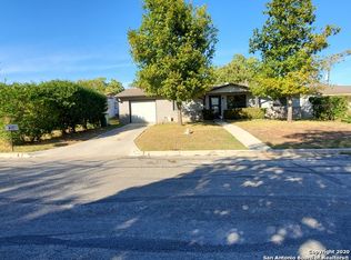 126 Parkview Dr, Universal City, TX 78148