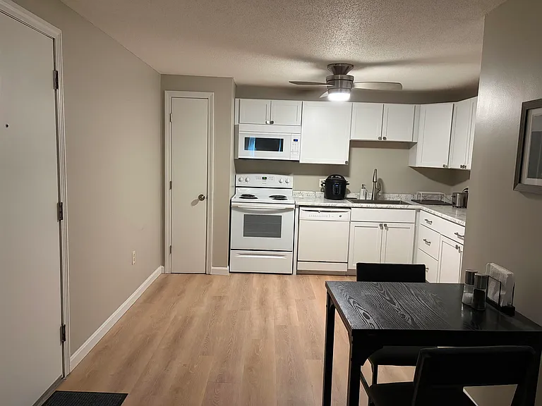1610 White Cedar Blvd — Photo 6