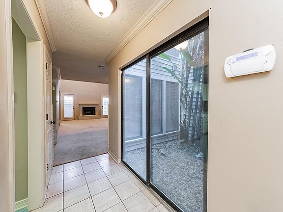 4th image of 104 Lambiance Cir