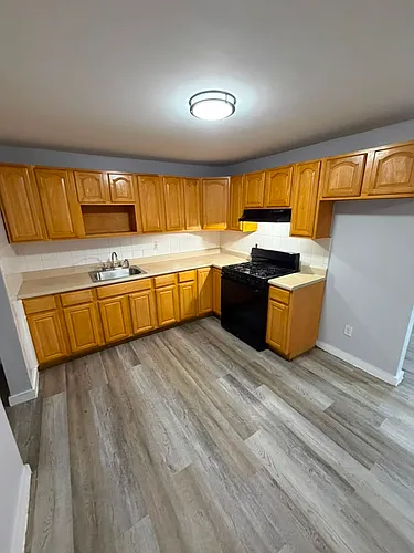 428 River St #3 Photo 1
