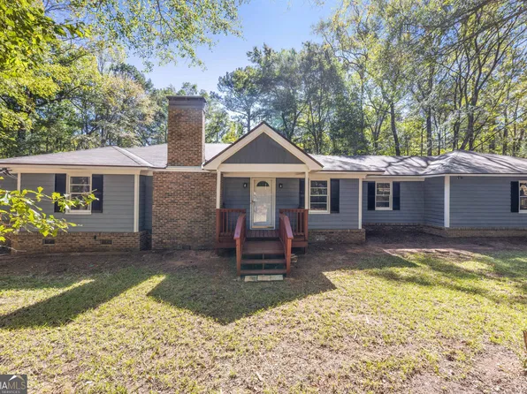 945 Deer Run Dr, Ellerslie, GA 31807
