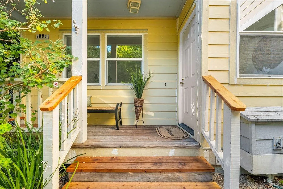 7008 Marsh Way - Photo 5