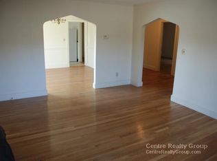 575 Hammond St #1, Chestnut Hill, MA 02467