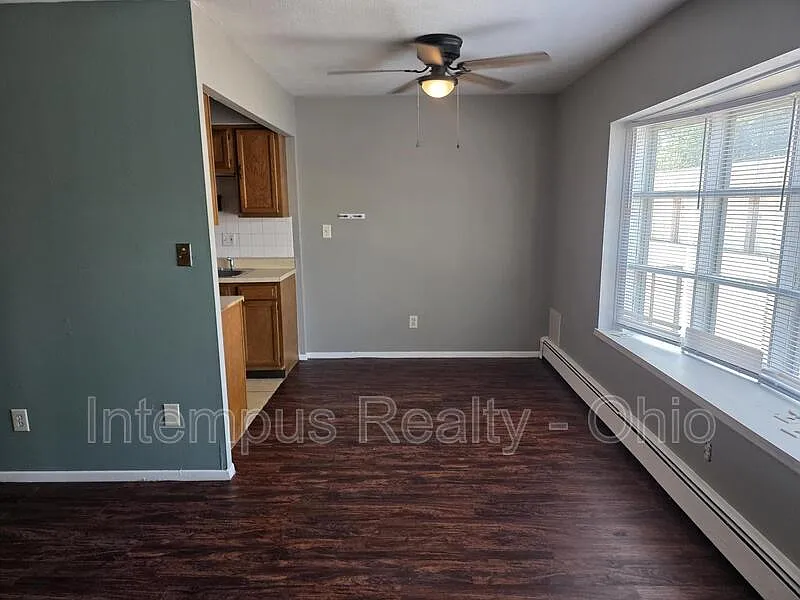 1 bed, 1.0 bath, 800 sqft, $847 — Photo 3