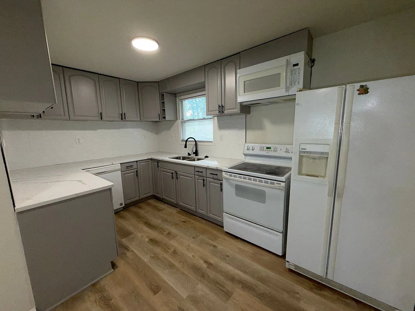 Specious Home for Rent - Section 8 Welcome ! — Photo 4