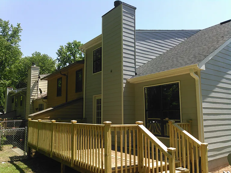 Huge rear deck - just pressure washed!