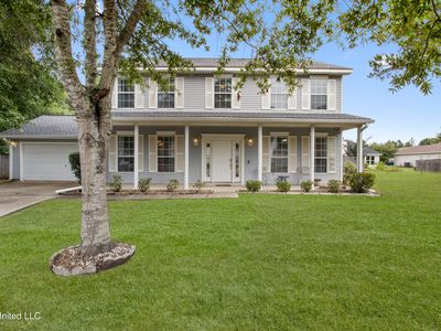 13 N Lakeview Dr, Ocean Springs, MS, 39564