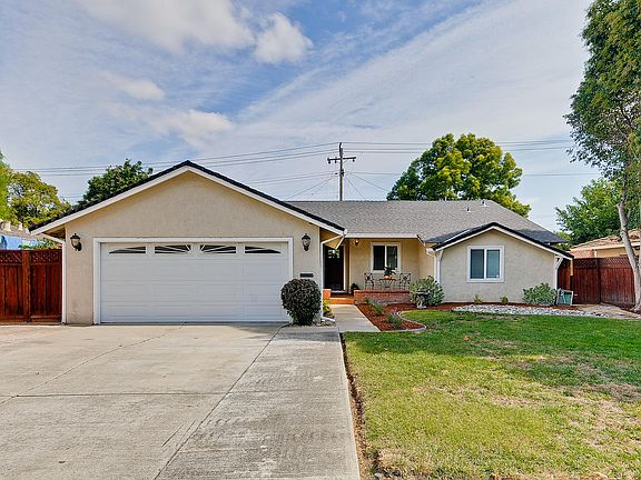 2nd image of 3128 Vistamont Dr