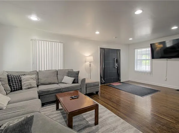 4910 Paseo Blvd, Kansas City, MO 64110