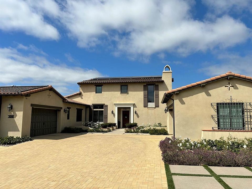 1st image of 16340 Crescent Creek Dr