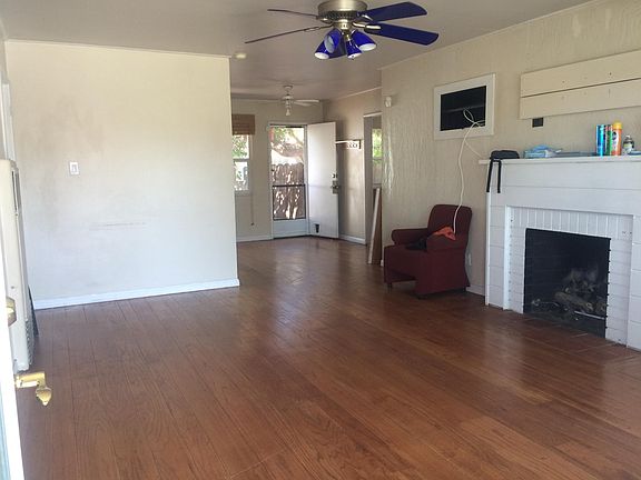 3rd image of 20758 Gribben Ave
