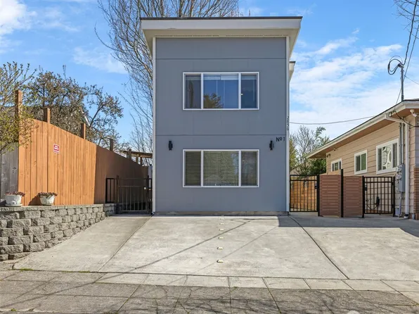 2856 NW 60th Street #1, Seattle, WA 98107