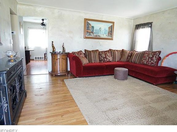 4th image of 1007 Meadowlawn Blvd