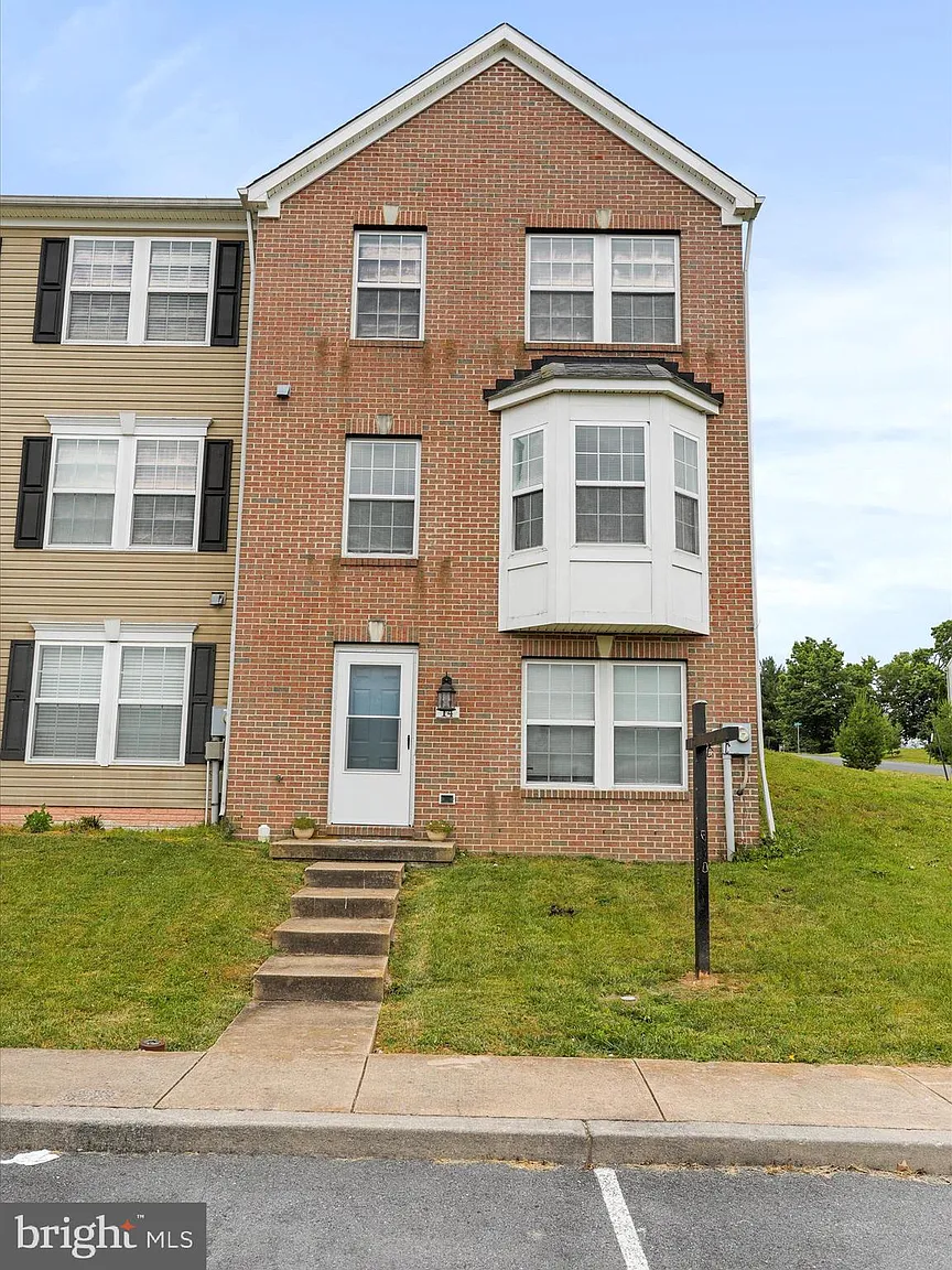 14 Zaharias Dr photo 1