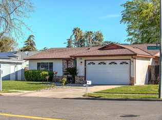 7310 N Adoline Ave, Fresno, CA 93711
