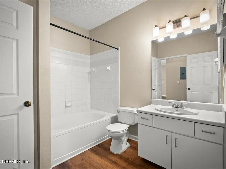 10000 Gate Pkwy N #2116 — Photo 16