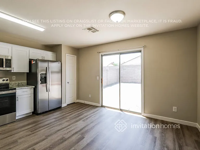 12648 N Main St — Photo 7