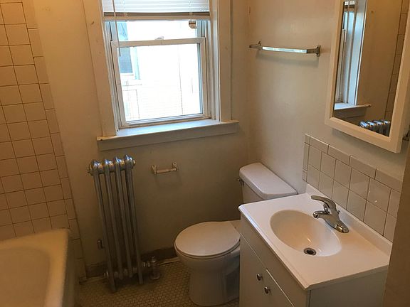 3rd image of 5040 W 18th St APT 13